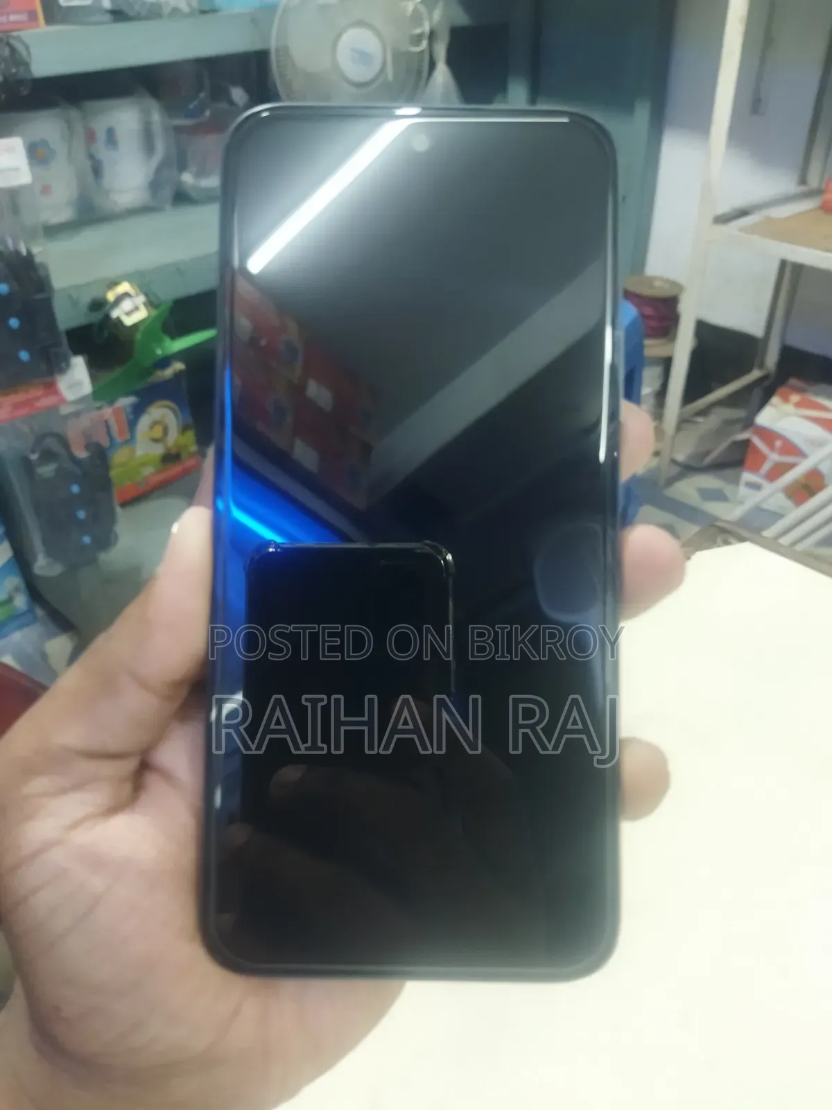ইনফিনিক্স হট ৭০ ১২৮ জিবি ব্ল্যাক