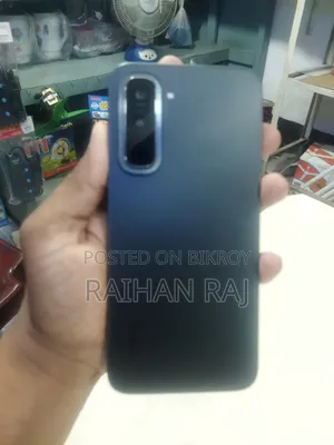 ইনফিনিক্স হট ৭০ ১২৮ জিবি ব্ল্যাক
