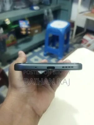 ইনফিনিক্স হট ৭০ ১২৮ জিবি ব্ল্যাক