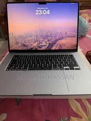New Laptop Apple MacBook Air 2025 M4 16GB Apple M4 SSD 512GB