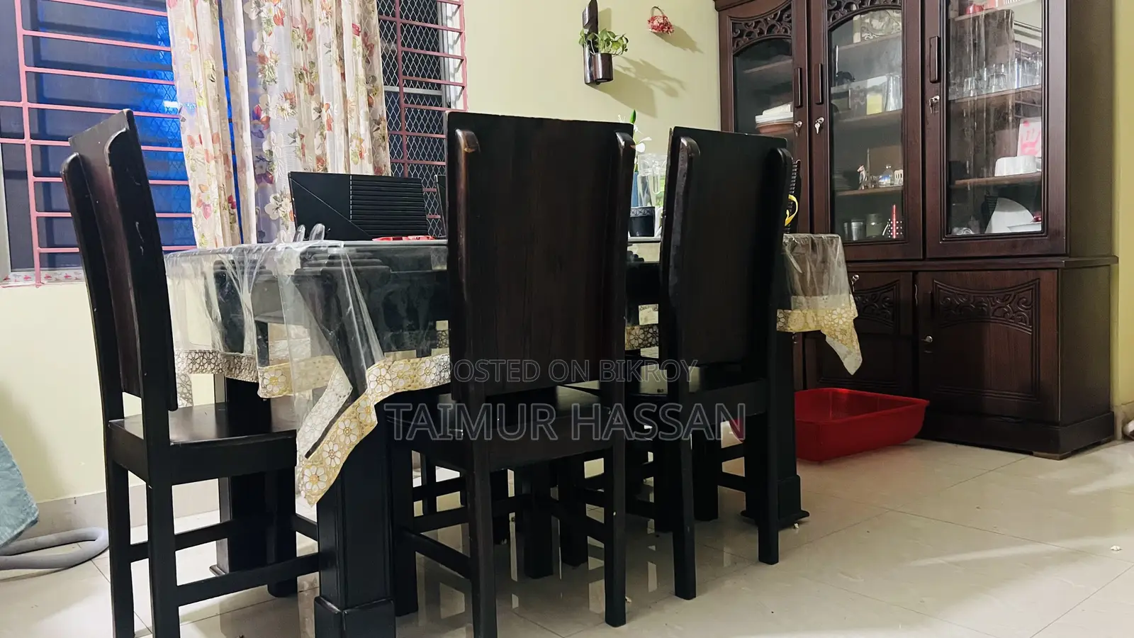 Dining Table With 6 Chairs