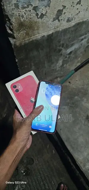 Apple iPhone 11 64 GB Red