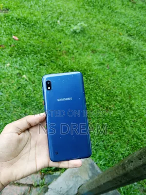 Samsung A10 32 GB Blue