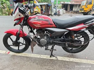 Bajaj Platina 125 2017 Red