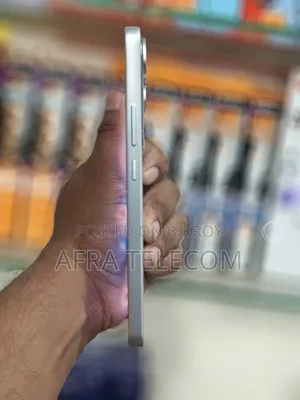 ভিভো ওয়াই৪০০ ১২৮ জিবি সাদা