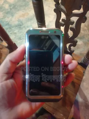 এলজি ৮৫৭৫ সাম্বা সিলভার