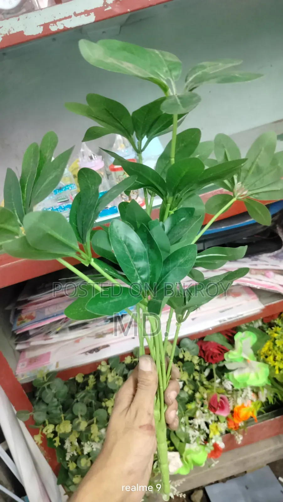 Plastic Artificial Flowers