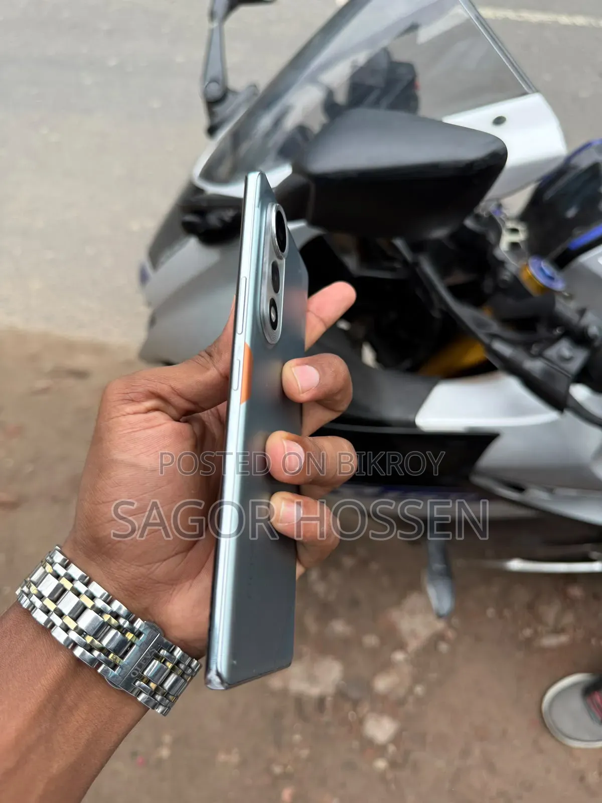 টেকনো পোভা কার্ভ ২৫৬ জিবি সিলভার