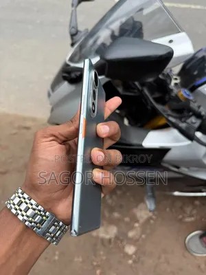 টেকনো পোভা কার্ভ ২৫৬ জিবি সিলভার