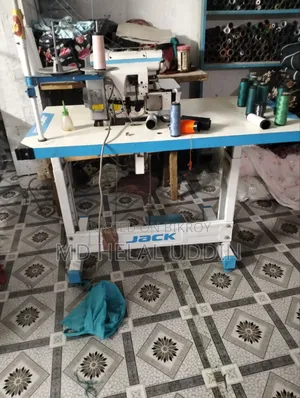 Jack Mesin F 4