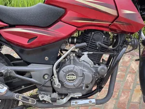Bajaj Pulsar 150 2017 Red