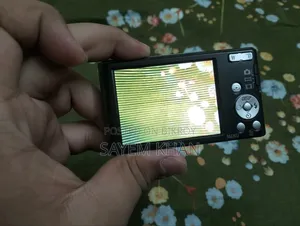 ক্যামেরা বিক্রির জন্য