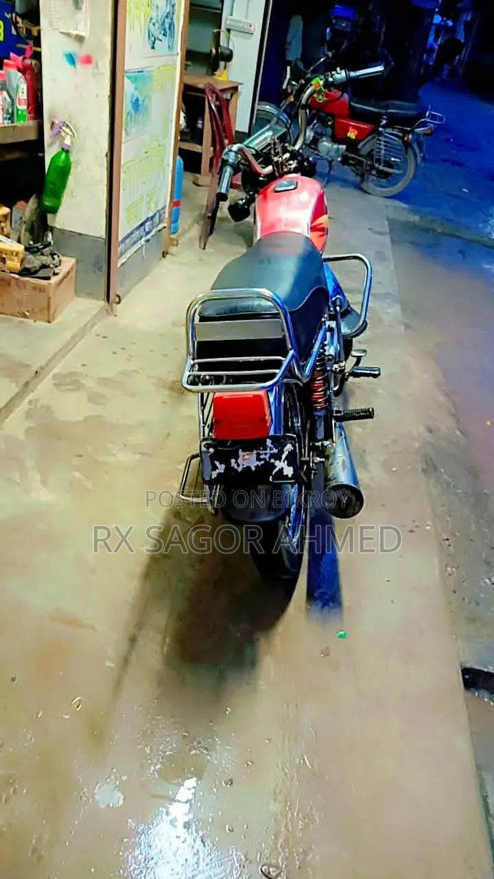 Bajaj Boxer 1999 Red