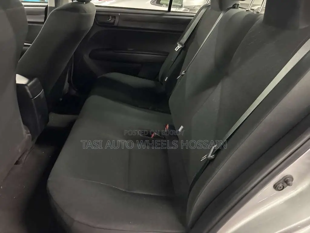 Toyota Axio 2021 Silver