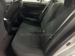 Toyota Axio 2021 Silver