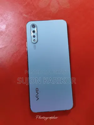 Vivo 8 GB Blue