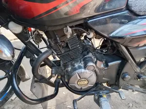Bajaj Discover 150 2012 Black