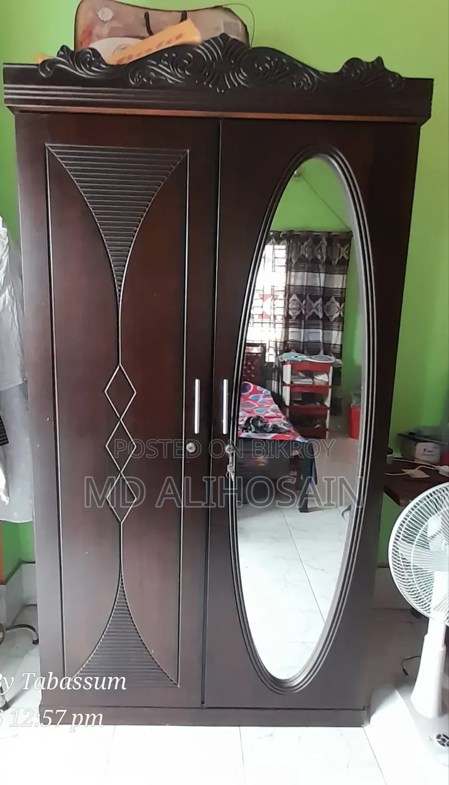 Two-part Almira for Urgent Sale