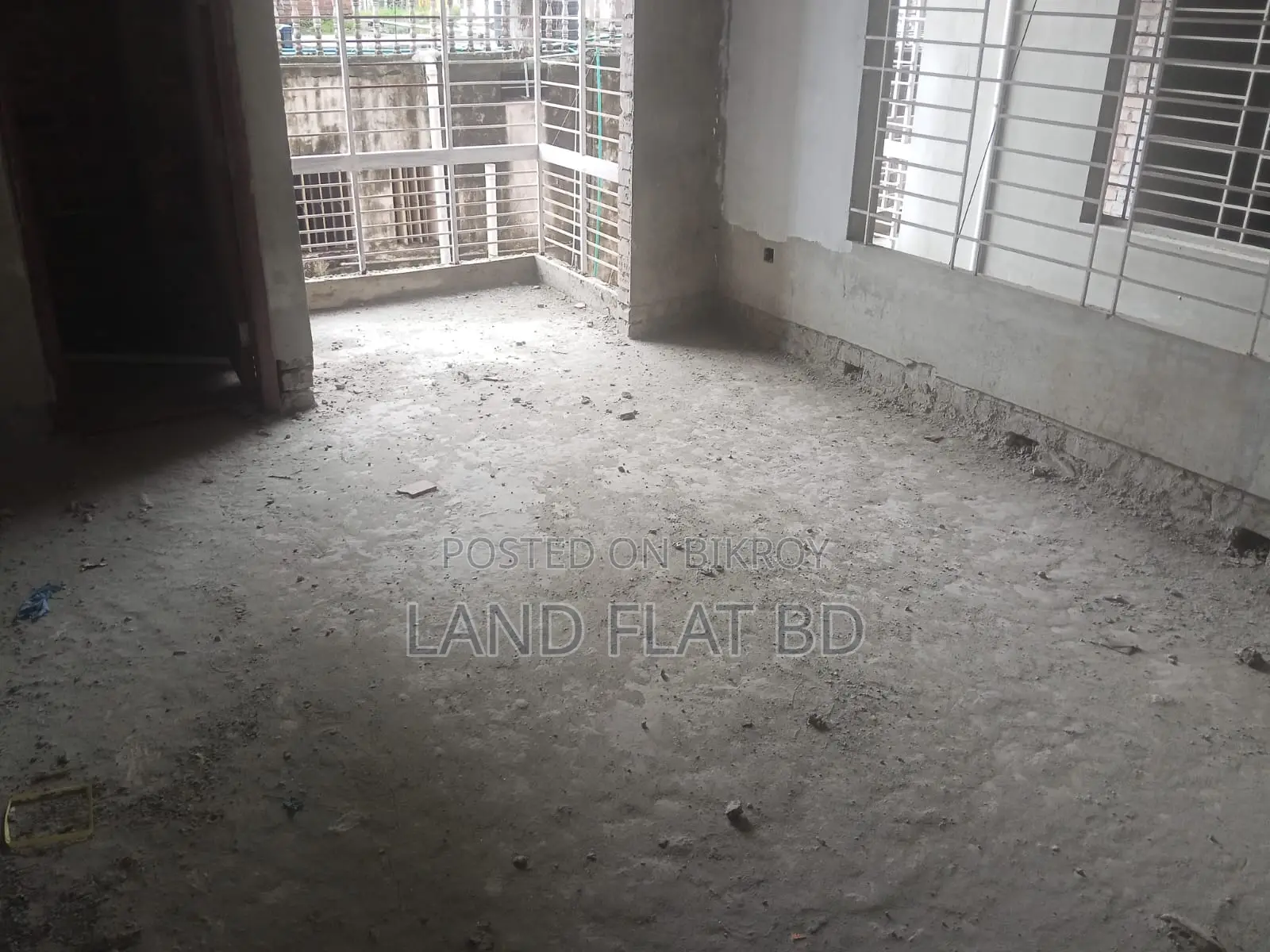 5-Bedroom Apartment in Swapno Dana, Mohammadpur for Sale