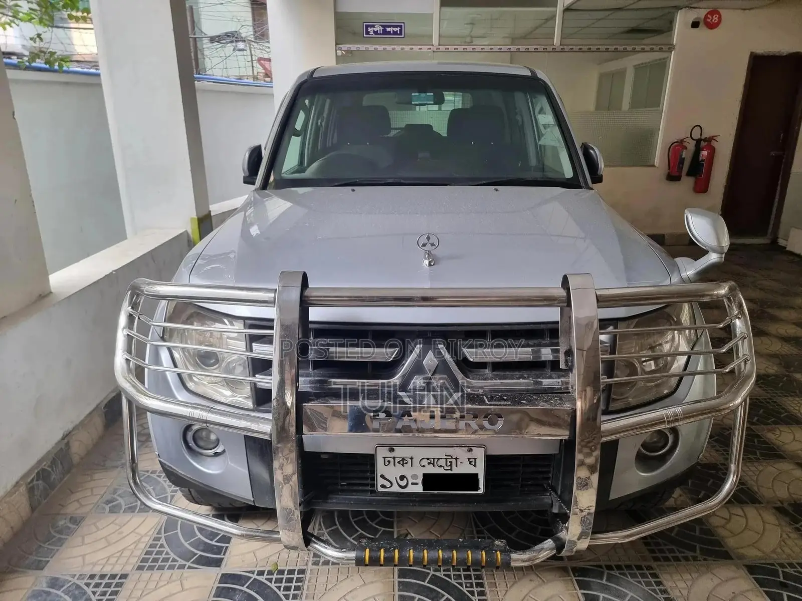 Mitsubishi Pajero 2006 Silver