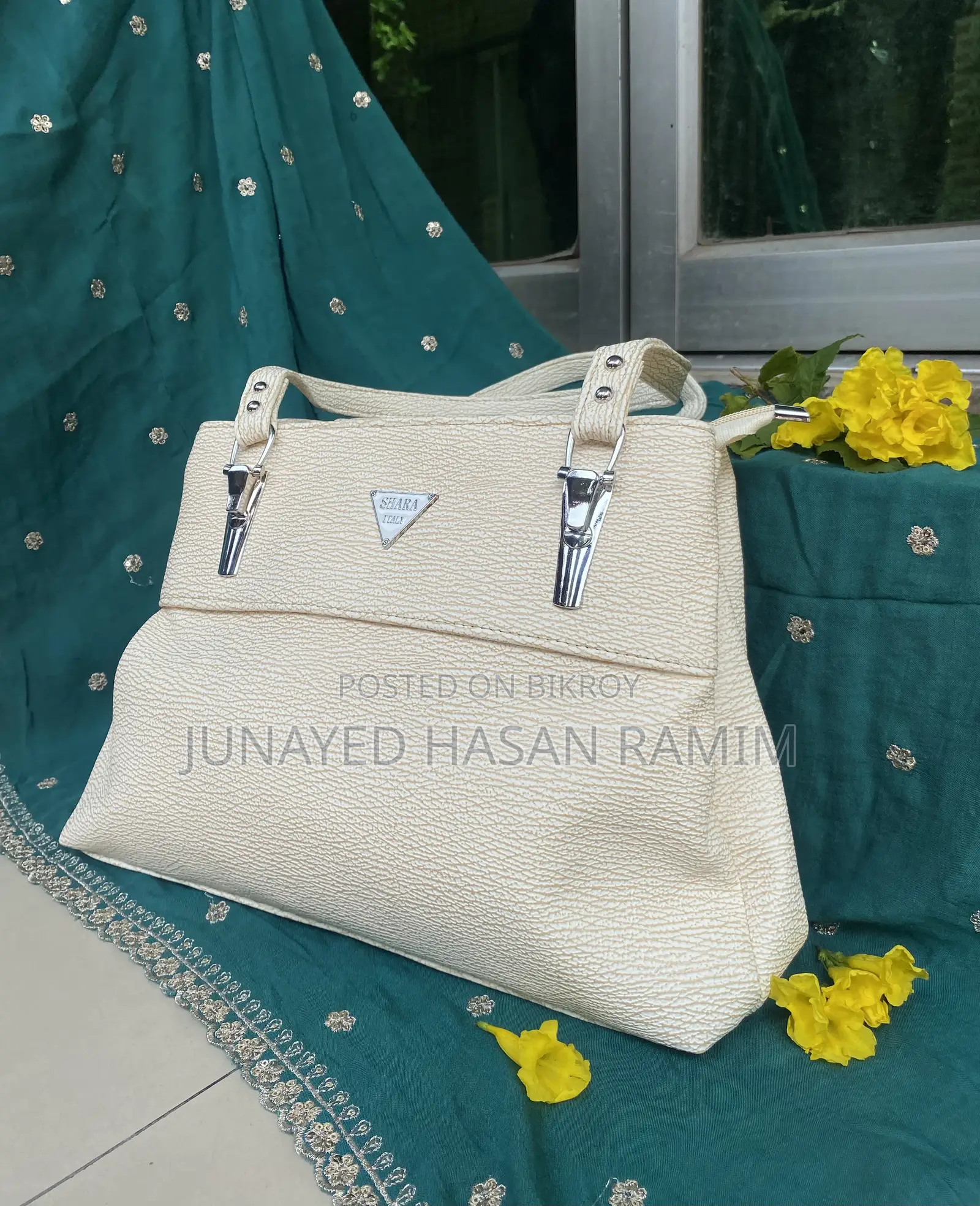 ফ্যাশনেবল টোট লেডিস ব্যাগ