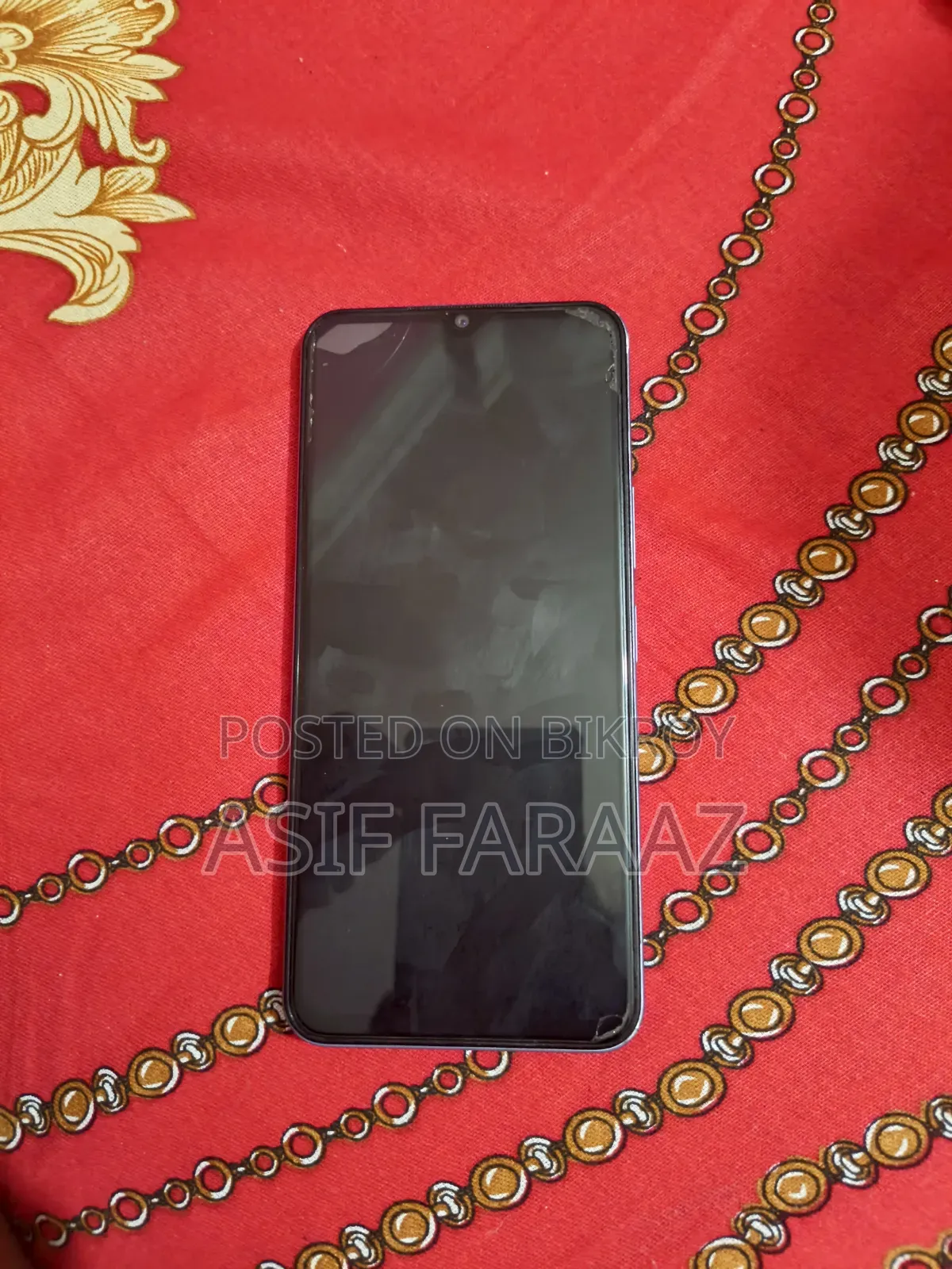 Vivo Y22s 128 GB