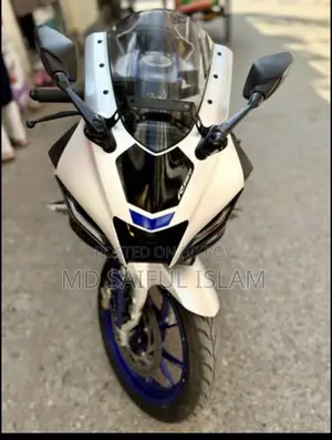 Yamaha R15 V3 2022 Silver