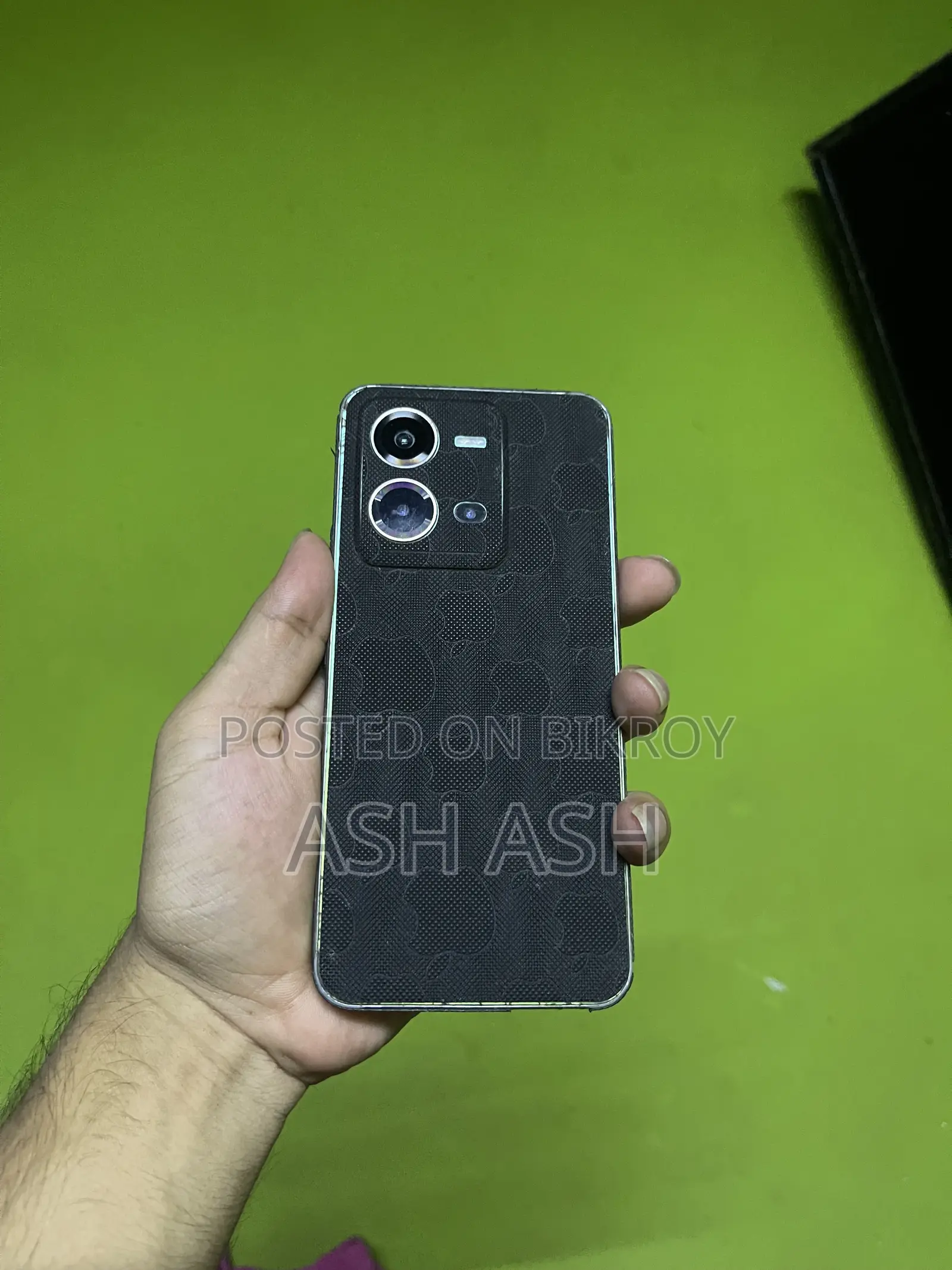 Vivo V25e 128 GB Gold