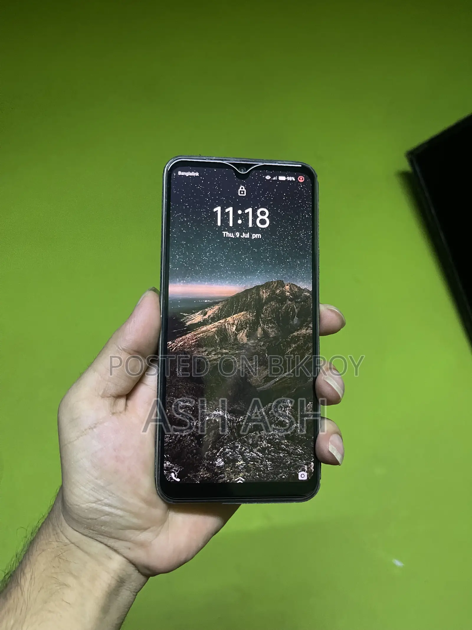 Vivo V25e 128 GB Gold