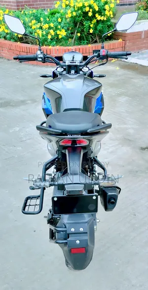 New Hero Xtreme 125R 2025 Silver