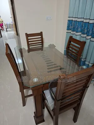 4 Seater Dining Table