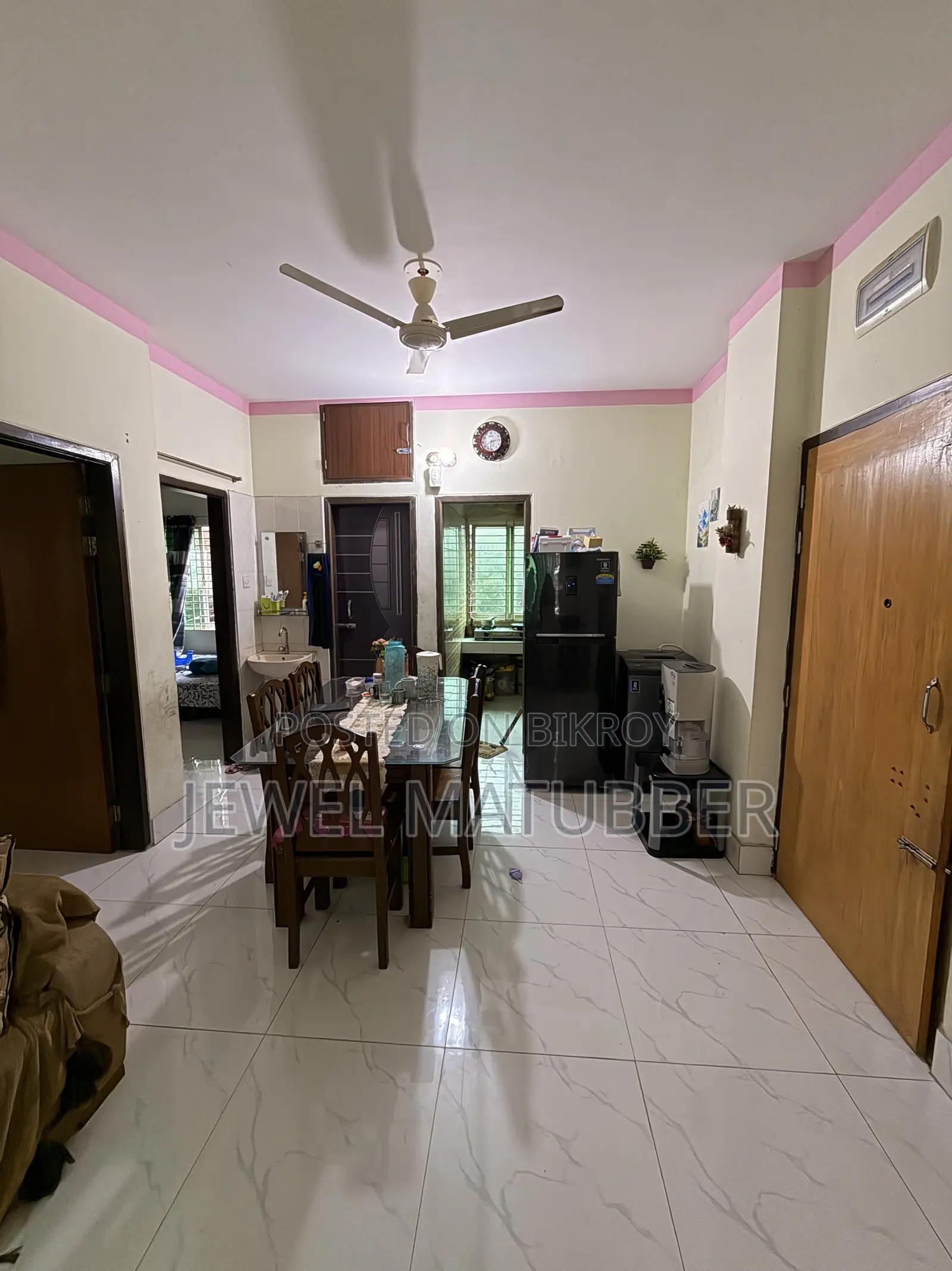 বনশ্রীর মাতুব্বর ভিলায় ৩ বেডরুমের অ্যাপার্টমেন্ট ভাড়া হবে