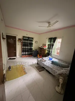 বনশ্রীর মাতুব্বর ভিলায় ৩ বেডরুমের অ্যাপার্টমেন্ট ভাড়া হবে