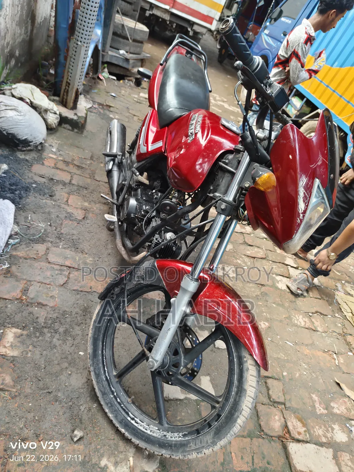 Runner Bullet 100 2020 Red