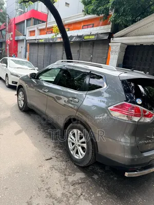 নিসান এক্স-ট্রেইল ২০১৪ সিলভার