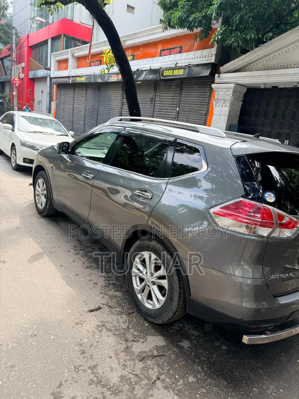 নিসান এক্স-ট্রেইল ২০১৪ সিলভার