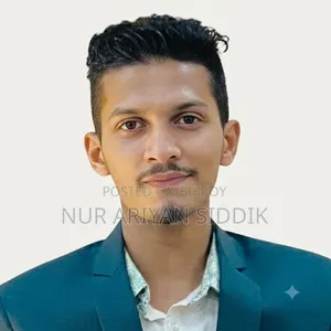 Customer Service Associate With Excellent Communication Skills