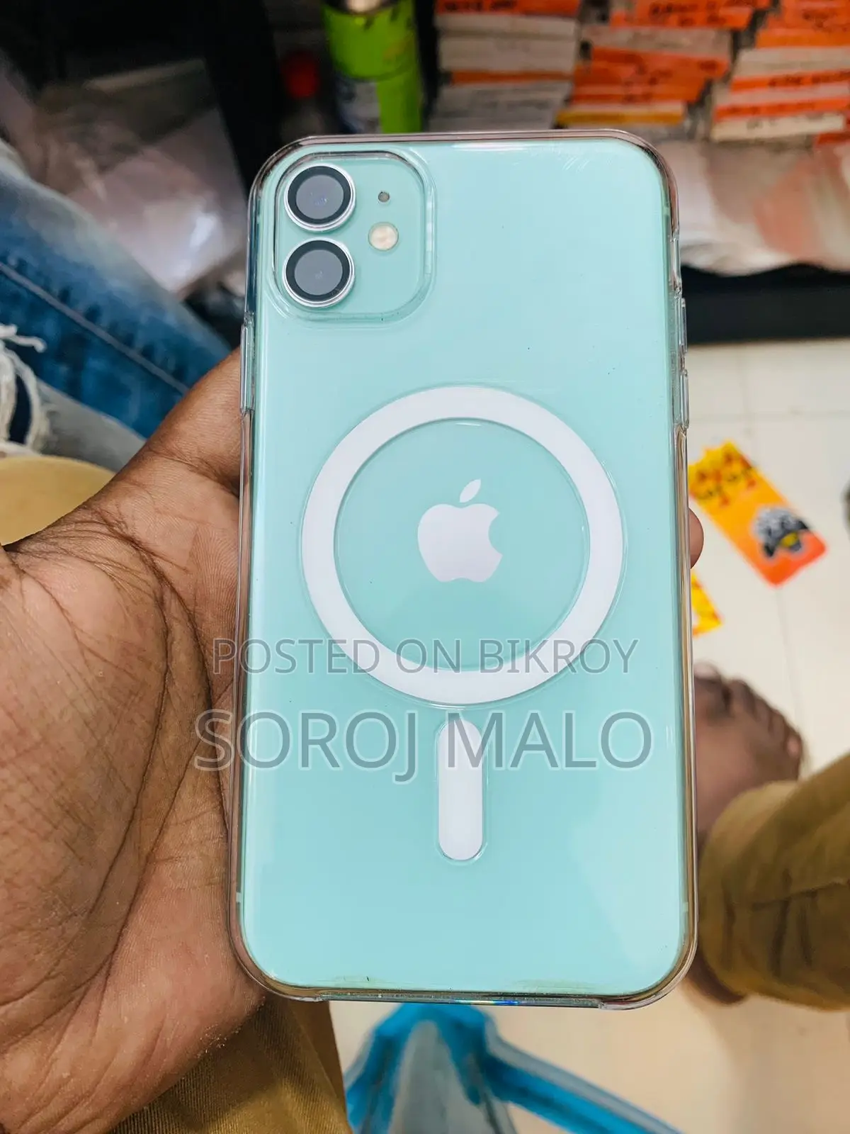 New Apple iPhone 11 64 GB Green