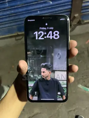Apple iPhone XS 64 GB White