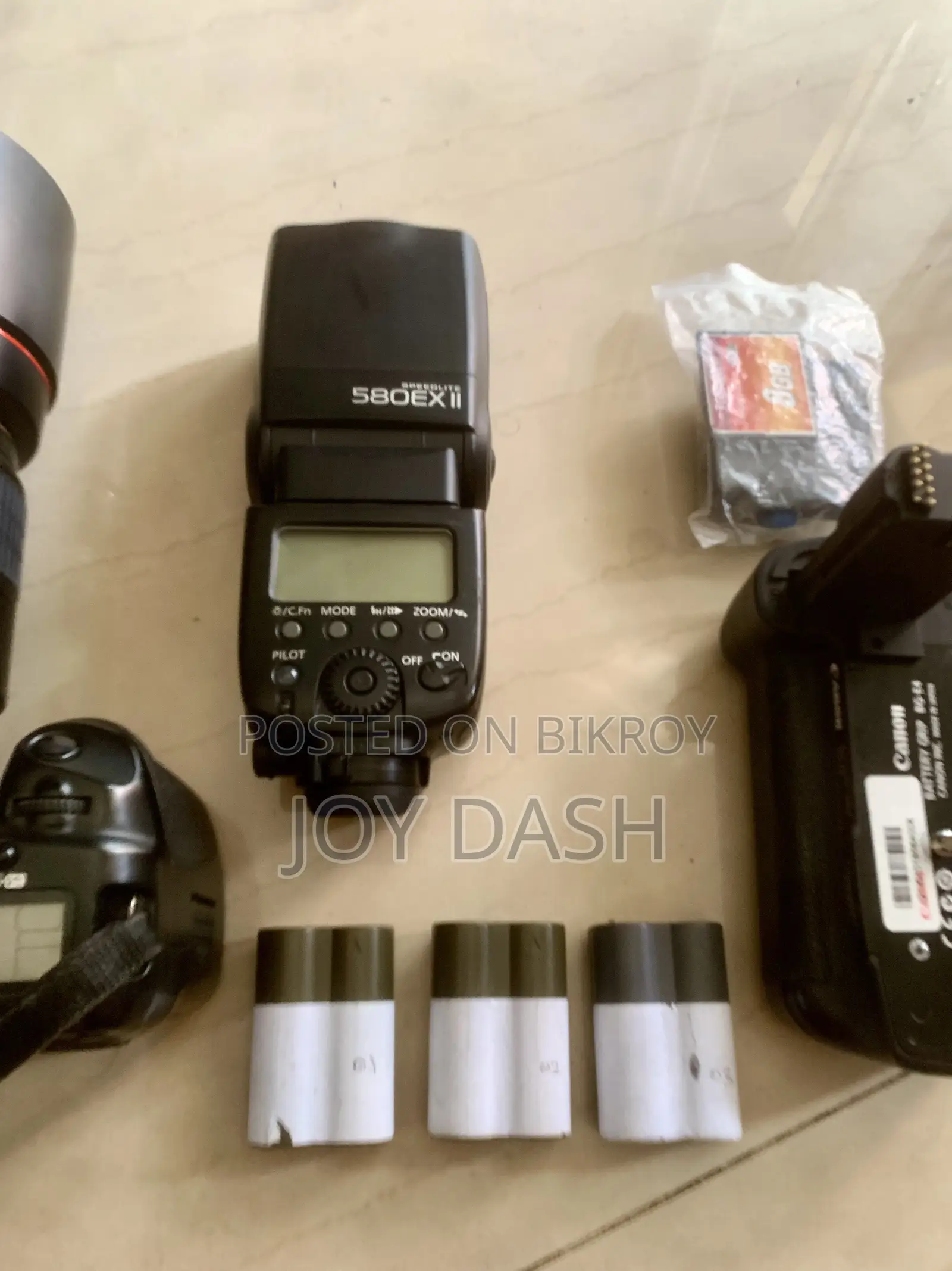 Canon Eos 5d Full Frame Camera ( Full Set )