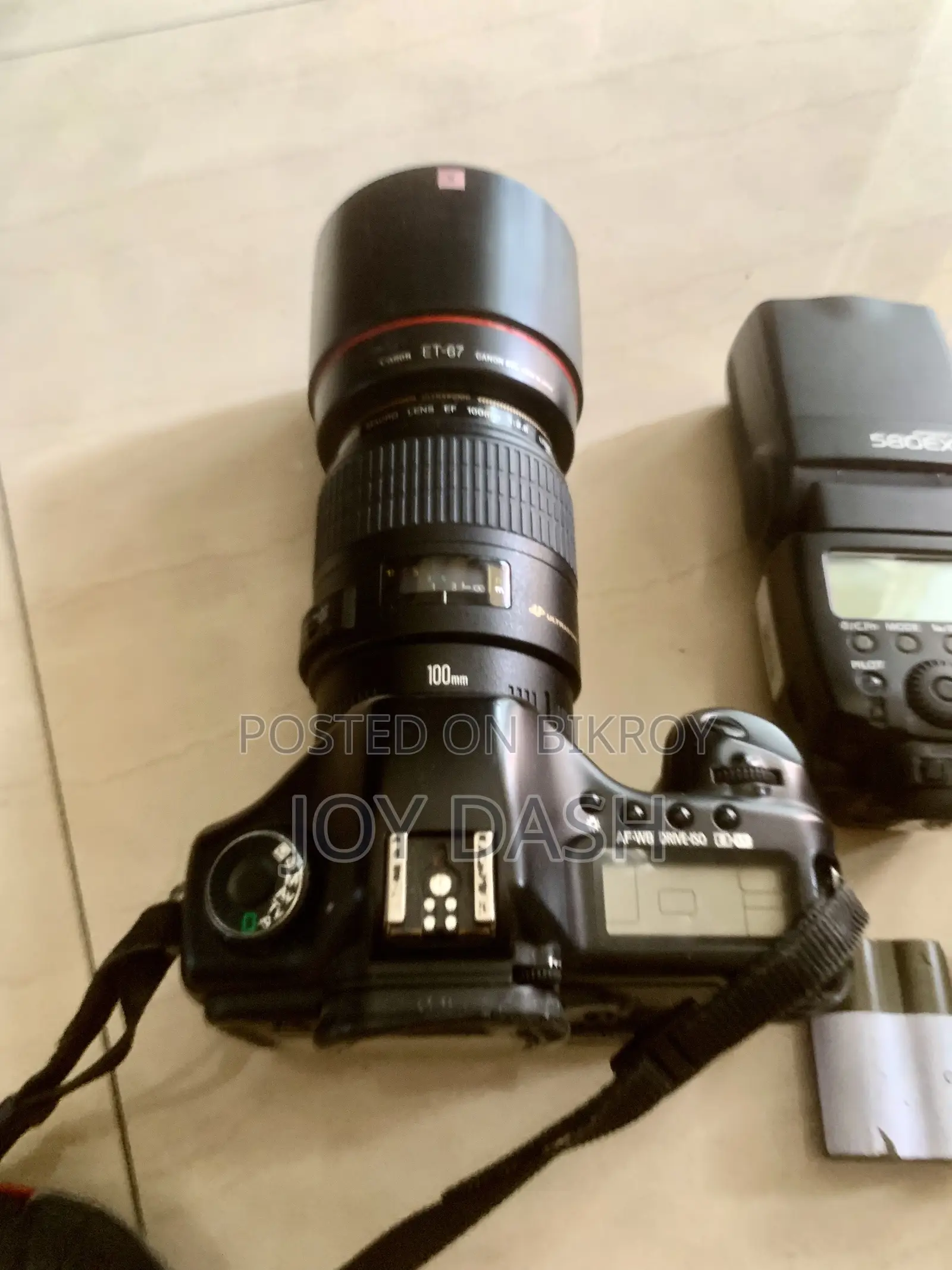 Canon Eos 5d Full Frame Camera ( Full Set )