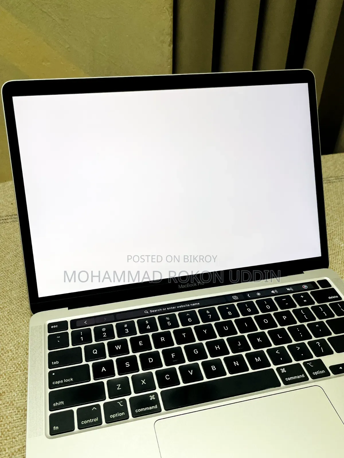 Laptop Apple MacBook 2020 16GB Intel Core I5 SSD 250GB