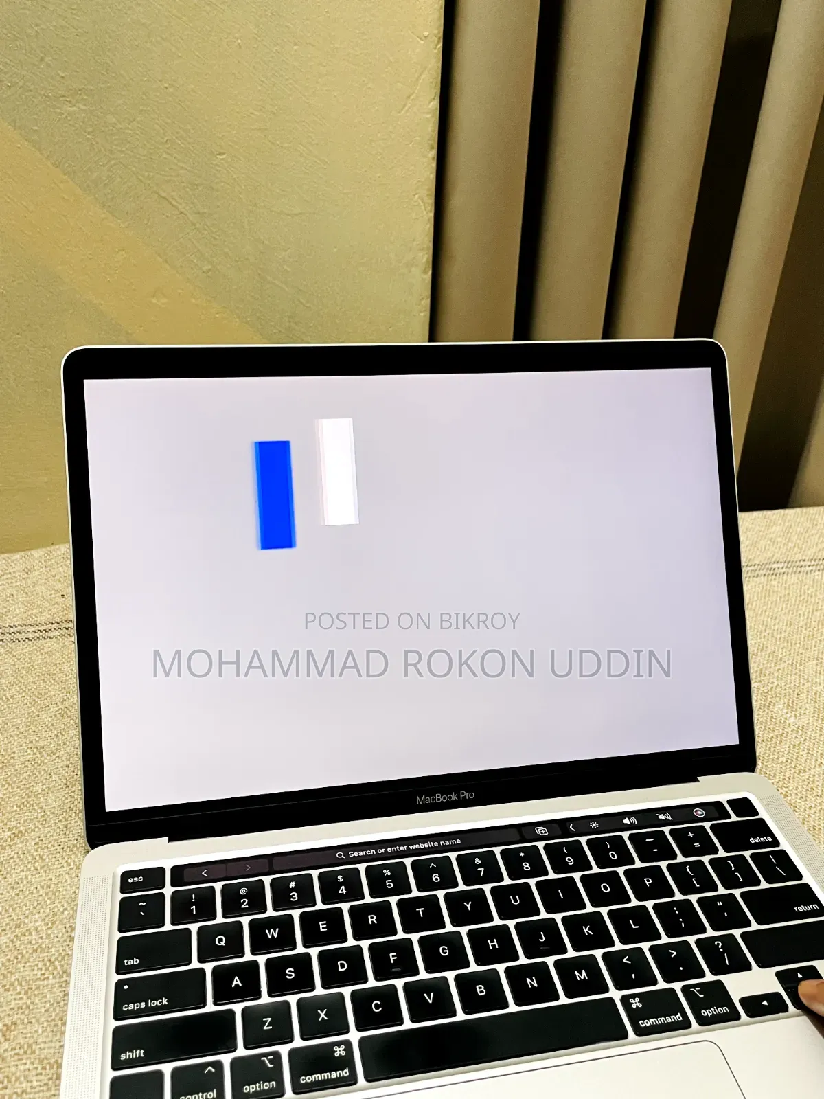 Laptop Apple MacBook 2020 16GB Intel Core I5 SSD 250GB