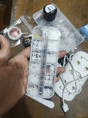 নেইল এক্সটেনশন সেট