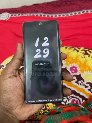 মোটর চলা এজ ৬০ ফিউশন ২৫৬ জিবি নীল