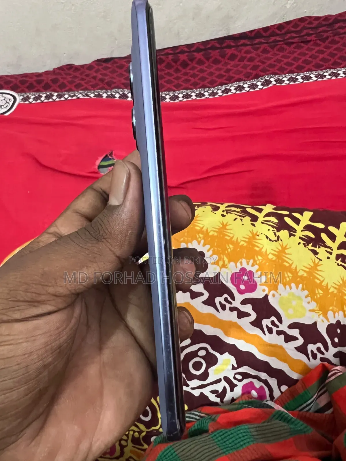 মোটর চলা এজ ৬০ ফিউশন ২৫৬ জিবি নীল