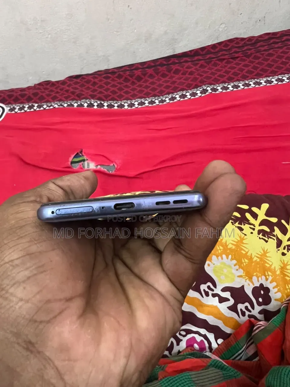 মোটর চলা এজ ৬০ ফিউশন ২৫৬ জিবি নীল