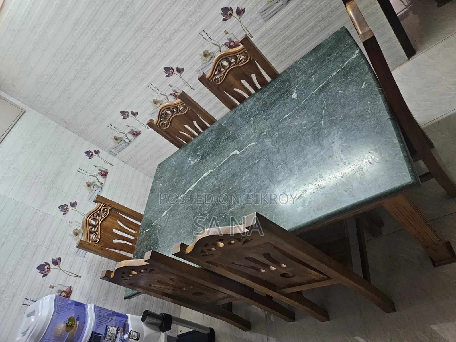 Dining Table With 6 Chairs