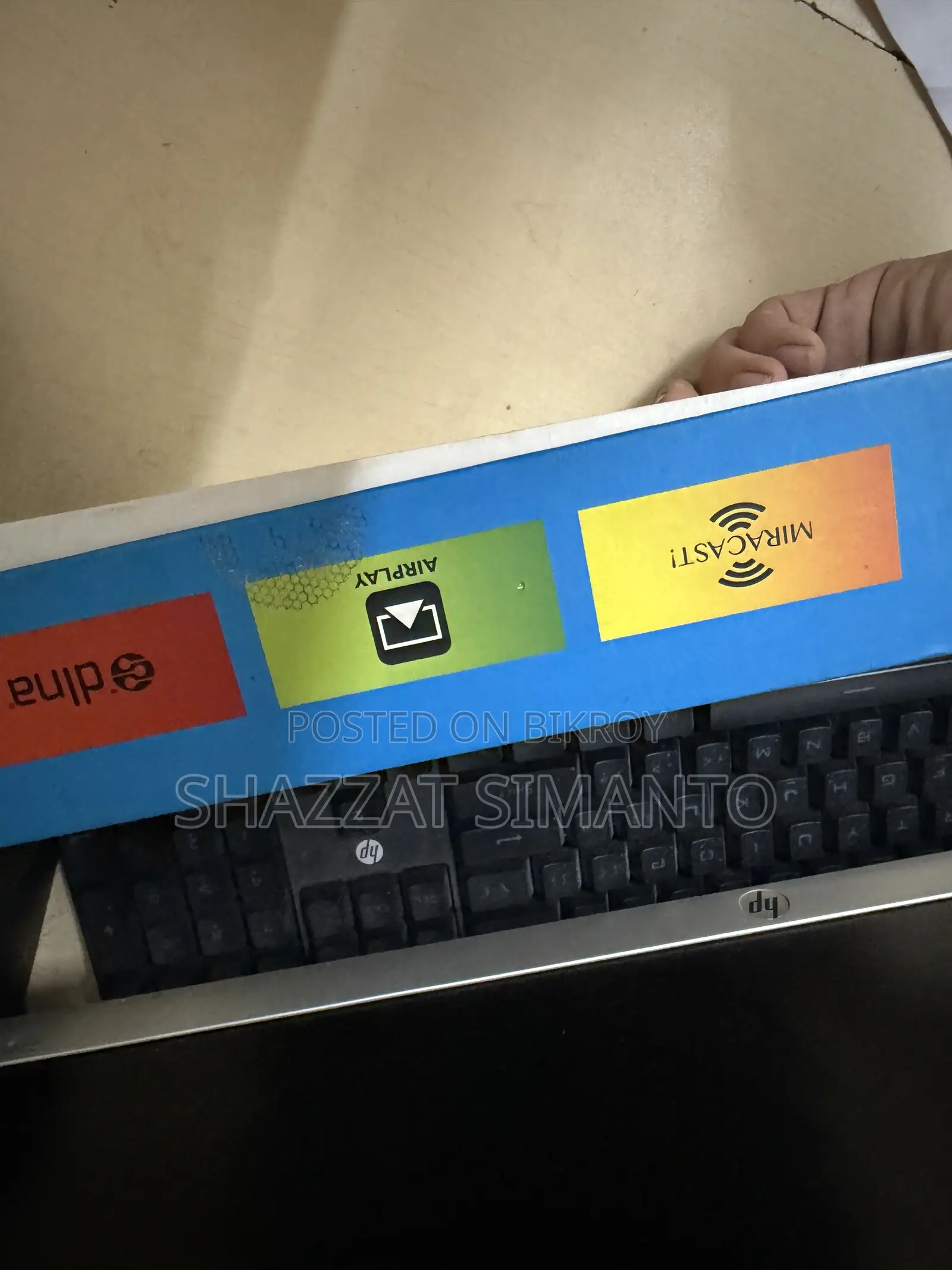 Merlin Wifi Projector Pro