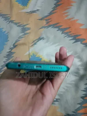 Tecno Spark Go 64 GB Blue
